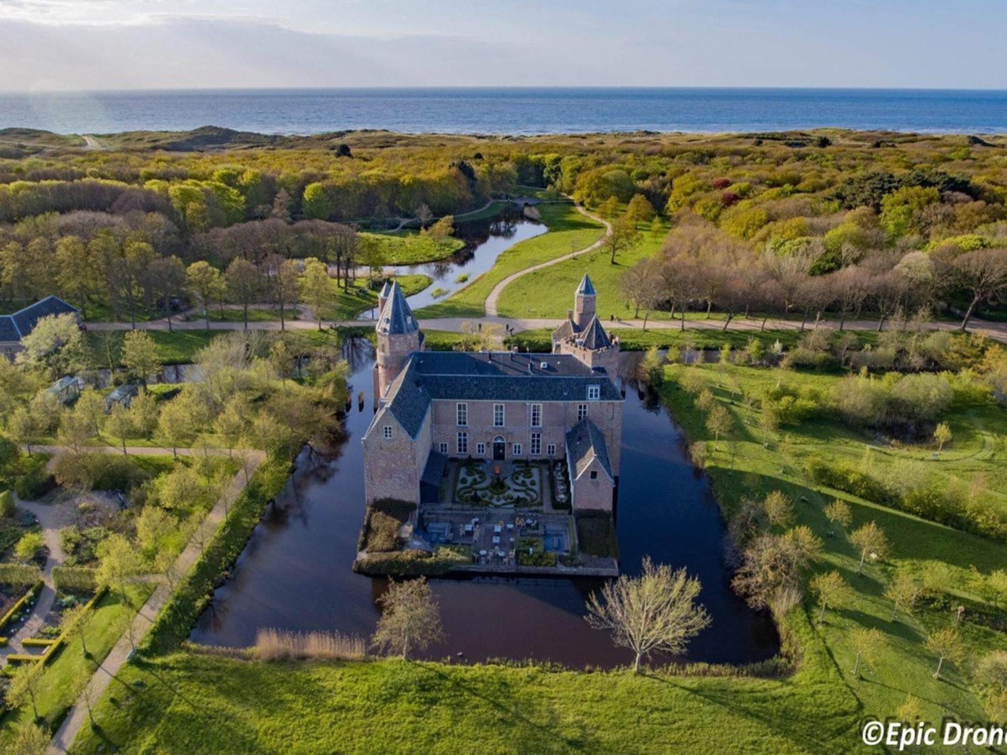 Pleasaing Holiday Home In Oostkapelle Near Centre Eksteriør bilde